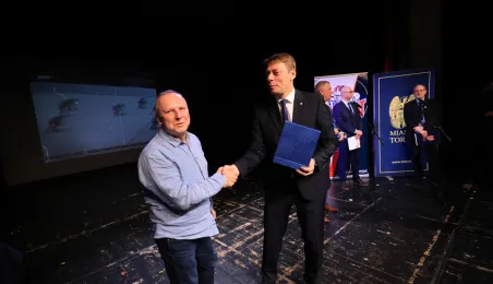 Toruń świętuje 100-lecie hokeja na lodzie