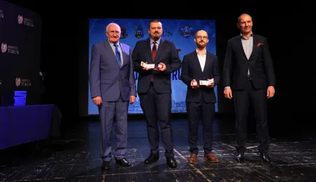 Toruń świętuje 100-lecie hokeja na lodzie