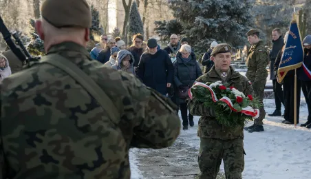  Toruń pamięta o prof. gen. Elżbiecie Zawackiej