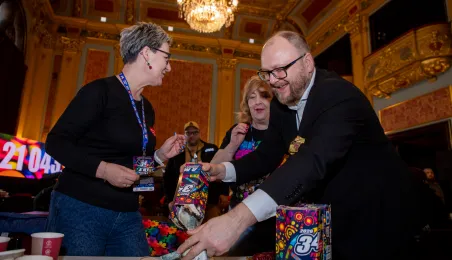 Toruń gra dziś z WOŚP - tradycyjna „Ściskawa” i wizyta w sztabach