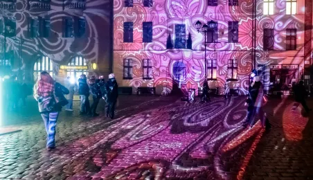 Walentynki 2026 w Toruniu - miłość rozświetliła miasto, 12.02.2026