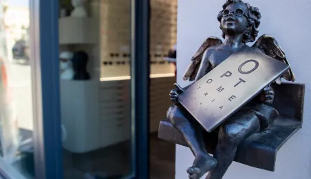 Aniołek prz ul. Szczytej 6 odsłonięty, 2.03.2026