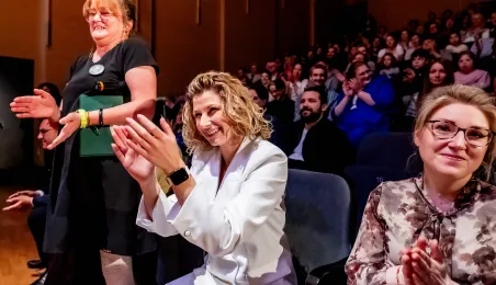 „Piękna i Bestia” w wykonaniu Teatru „Czy TAK, czy NIE?”