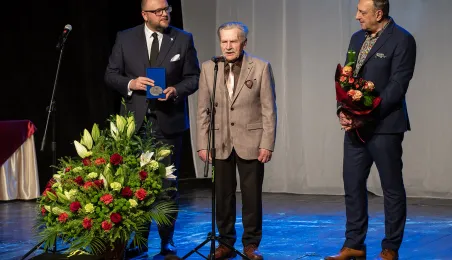 Medal Honorowy „Thorunium” dla Władysława Owczarzaka