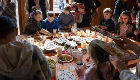 Leśne poszukiwanie pisanek na Barbarce