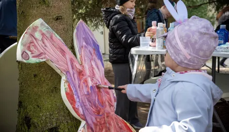Leśne poszukiwanie pisanek na Barbarce
