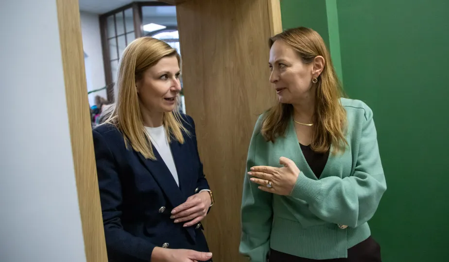 Wizyta minister funduszy i polityki regionalnej w Centrum Rozwoju i Terapii