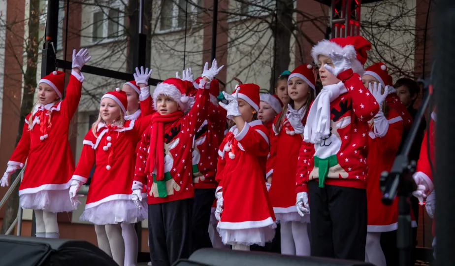  V Ognisko Mikołajkowe przy SP nr 14 w Toruniu
