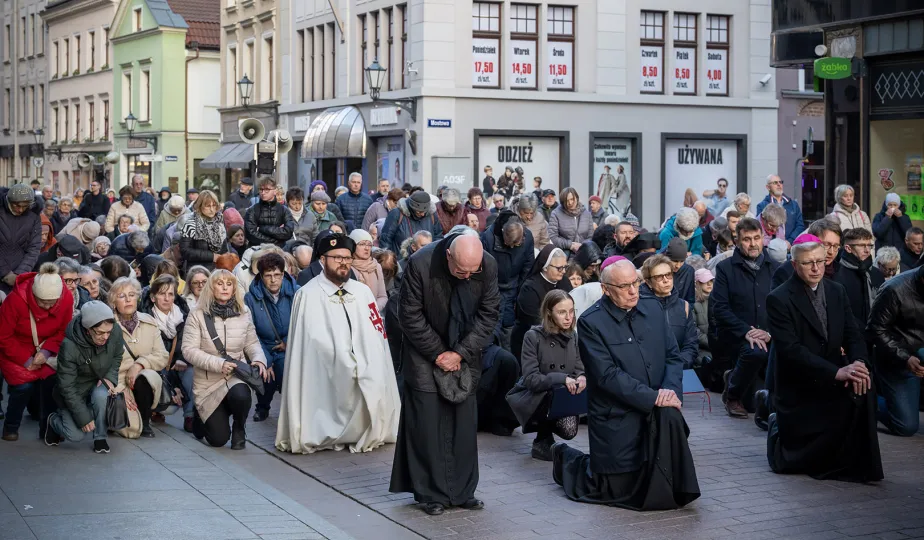 Droga Krzyżowa ulicami Torunia