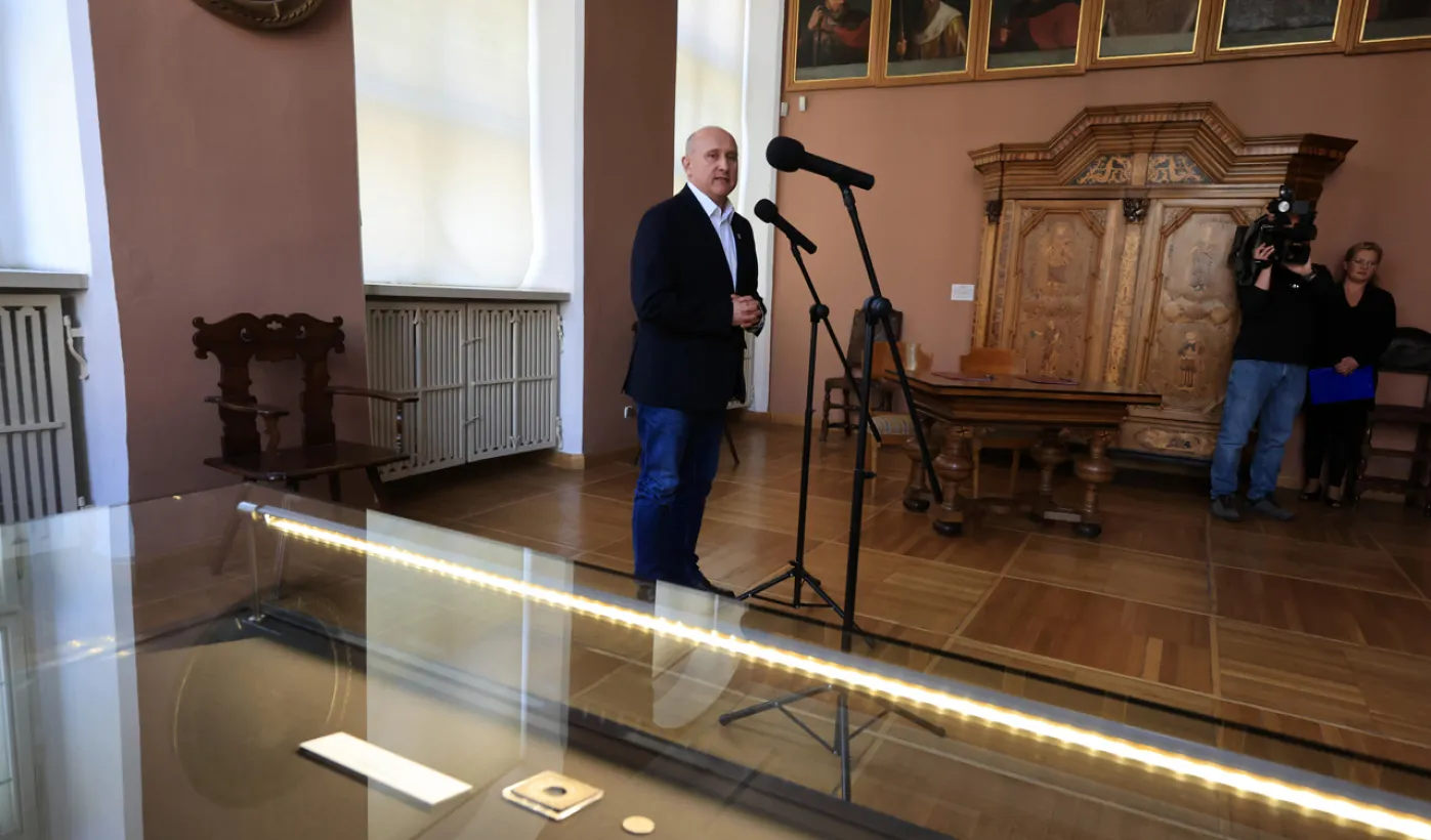 Moneta Holey Dollar w Muzeum Okręgowym, 29.04.2025 r.
