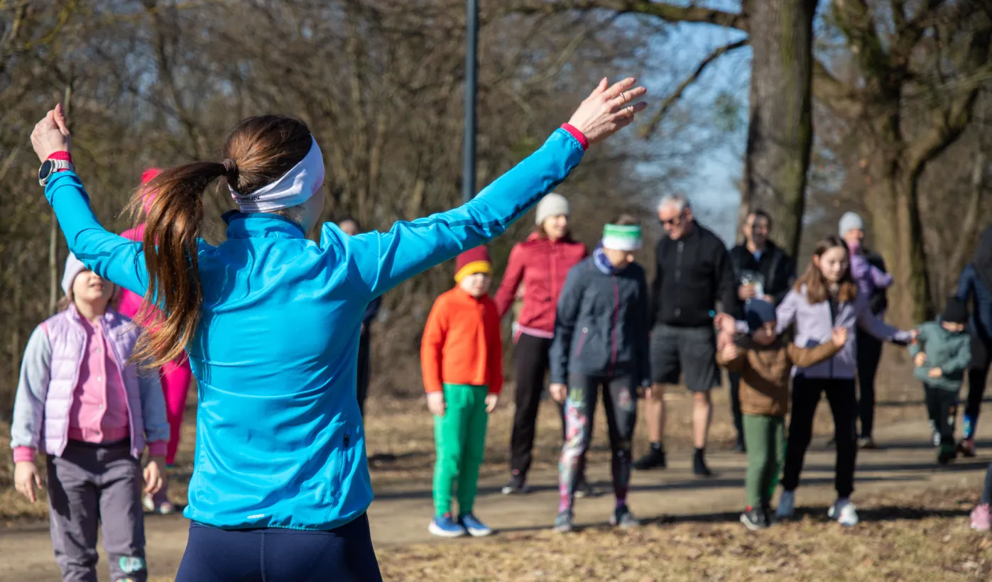Międzypokoleniowy bieg w Parku Glazja