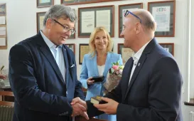 Dr hab. Marlena Ciechan-Kujawa, dr hab. Jerzy Boehlke i wiceprezydent Rafał Pietrucień