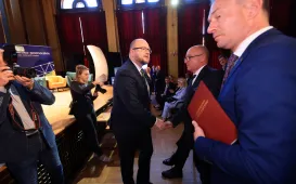 Prezydent Torunia Paweł Gulewski i minister Sławomir Nitras