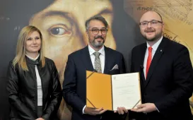 Od lewej: wiceprezydentka Dagmara Zielińska, dyrektor Jan Gessek, prezydent Paweł Gulewski
