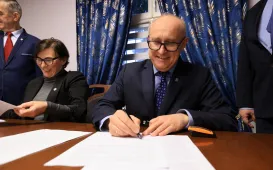 Podpisanie porozumienia międzygminnego dot. połaczeń autobusowych z Gminą Wielka Nieszawka