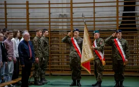Otwarcie strzelnicy pneumatycznej w Zespole Szkół Samochodowych