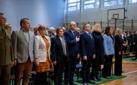 Otwarcie strzelnicy pneumatycznej w Zespole Szkół Samochodowych