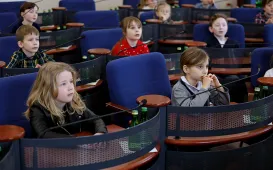Uczniowie SP 12 w Urzędzie Miasta Torunia, 12.03.2025 r.