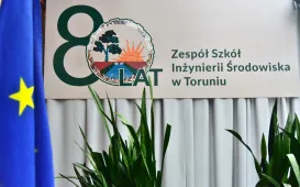 80-lecie Zespołu Szkół Inżynierii Środowiska w Toruniu, wręczenie Medalu "Za Zasługi dla Miasta Torunia"
