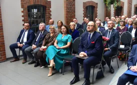 80-lecie Zespołu Szkół Inżynierii Środowiska w Toruniu, wręczenie Medalu "Za Zasługi dla Miasta Torunia"