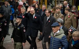 Uroczystości na Rynku Staromiejskim z okazji 107. rocznicy odzyskania niepodległości