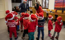 Przedszkolaki z PM1 z wizytą u prezydenta, 15.12.2025