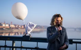 Anielski strażnik ruchu i zdrowia na moście, 19.12.2025