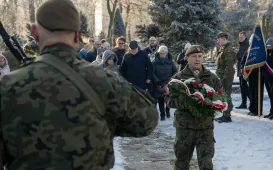  Toruń pamięta o prof. gen. Elżbiecie Zawackiej