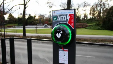 Defibrylator AED na Placu Rapackiego