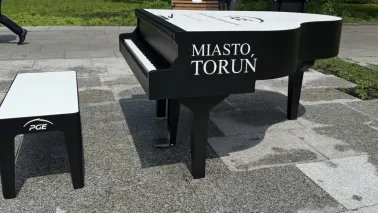 Czasowe wyłączenie fortepianu plenerowego