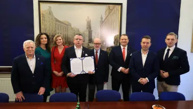 Radni murem za Toruniem w SRP