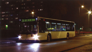 Na zdjęciu: autobus linii nr 26