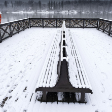 Zasypany śniegiem punkt widokowy przy ul. Mostowej